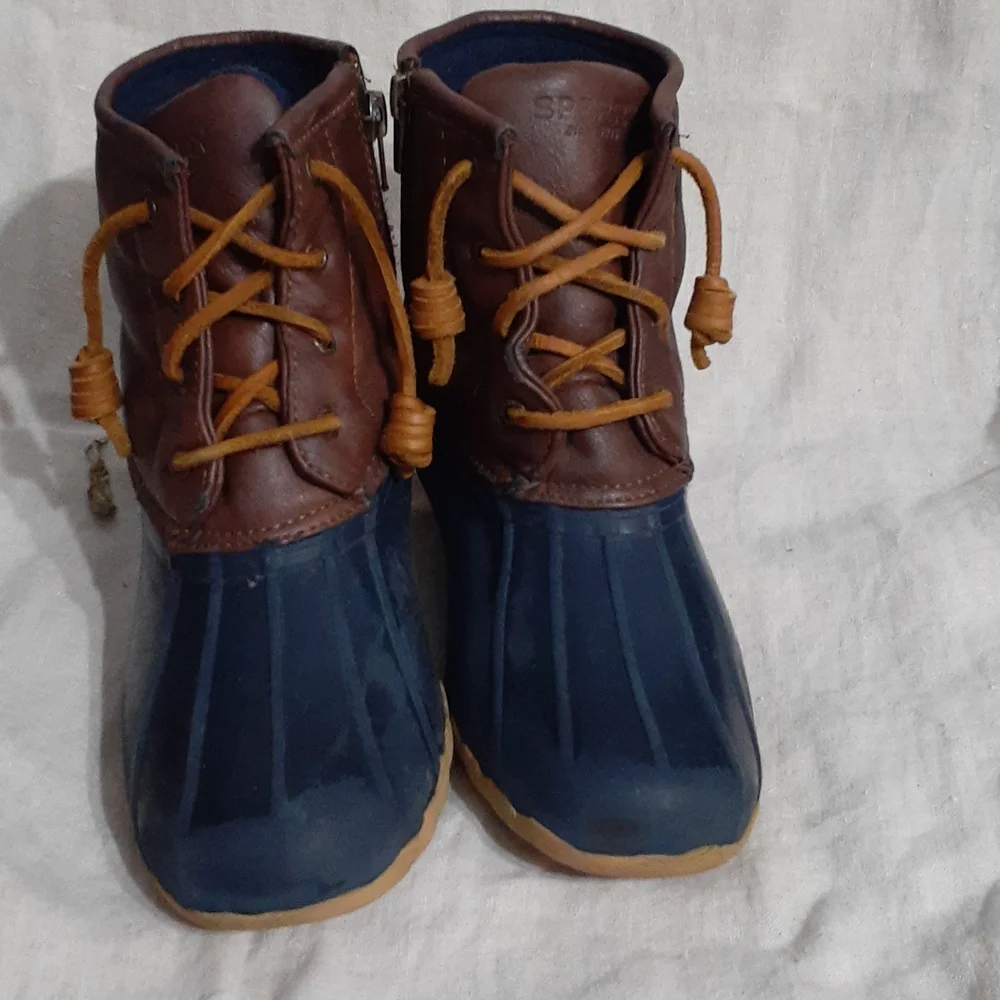 SPERRY WATERPROOF RUBBER BOOTS